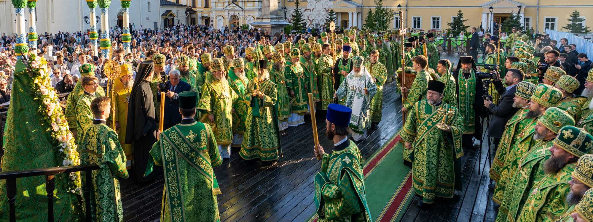 В канун праздника обретения мощей преподобного Сергия Радонежского Святейший Патриарх Кирилл совершил всенощное бдение в Троице-Сергиевой лавре