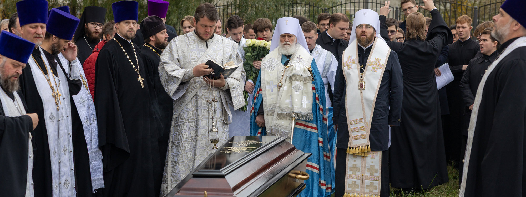 Божественная литургия и отпевание протоиерея Андрея Безручко