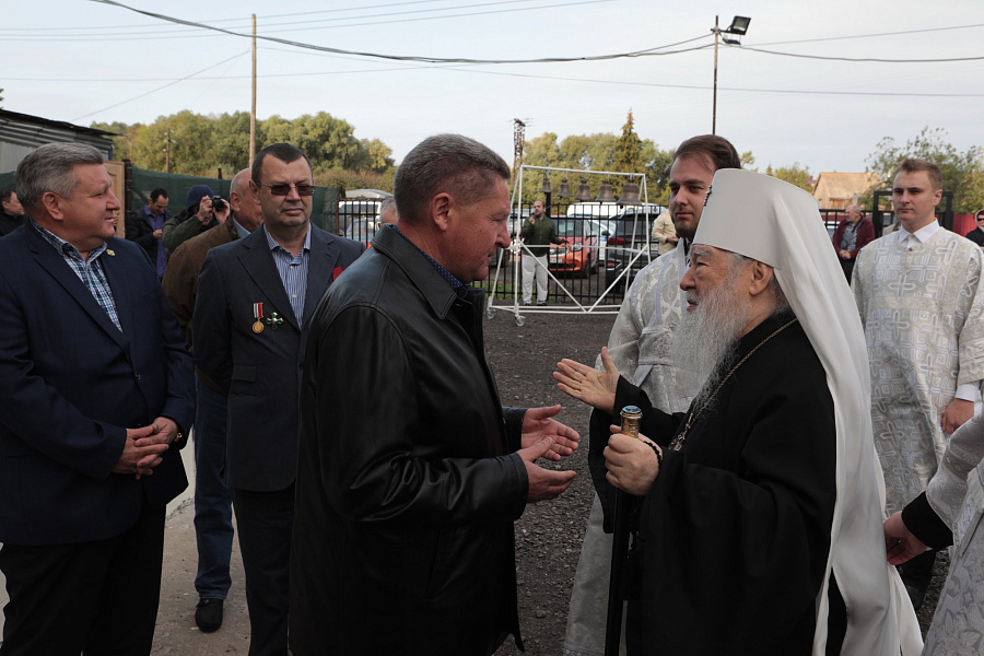 Великое освящение Казанского храма села Дединово