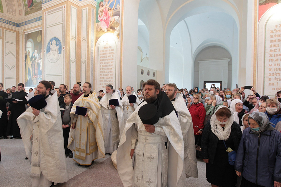 Великое освящение Казанского храма села Дединово