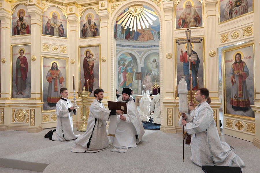Великое освящение Казанского храма села Дединово