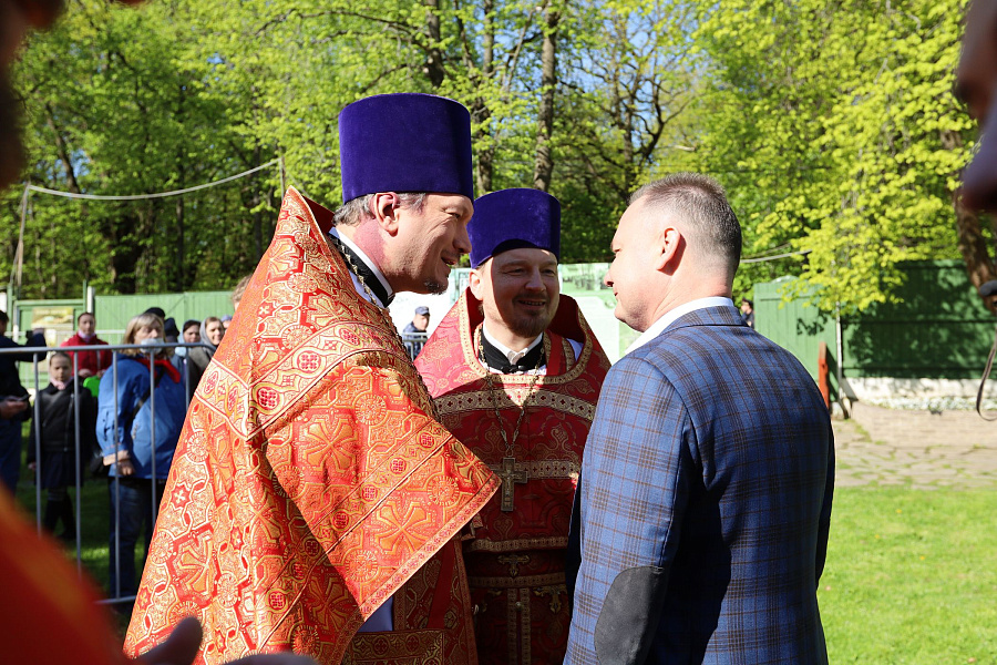 В праздник Собора новомучеников, в Бутове пострадавших, Патриарший наместник Московской митрополии возглавил Литургию на Бутовском полигоне