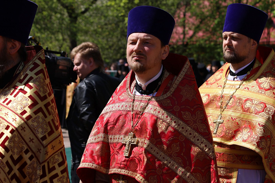 В праздник Собора новомучеников, в Бутове пострадавших, Патриарший наместник Московской митрополии возглавил Литургию на Бутовском полигоне