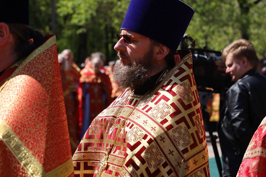 В праздник Собора новомучеников, в Бутове пострадавших, Патриарший наместник Московской митрополии возглавил Литургию на Бутовском полигоне