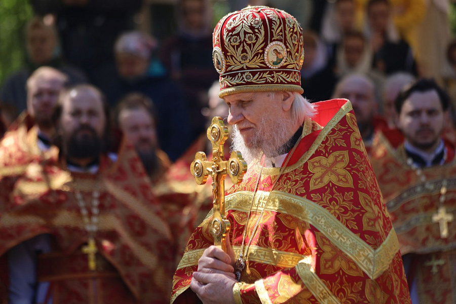 В праздник Собора новомучеников, в Бутове пострадавших, Патриарший наместник Московской митрополии возглавил Литургию на Бутовском полигоне