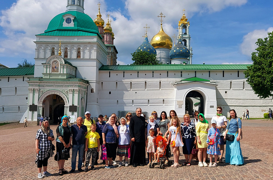 Паломническая поездка для беженцев 