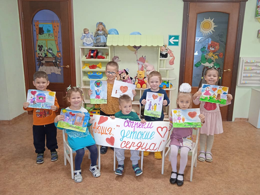 Акция «Согреем детские сердца» в Коломенских благочиниях