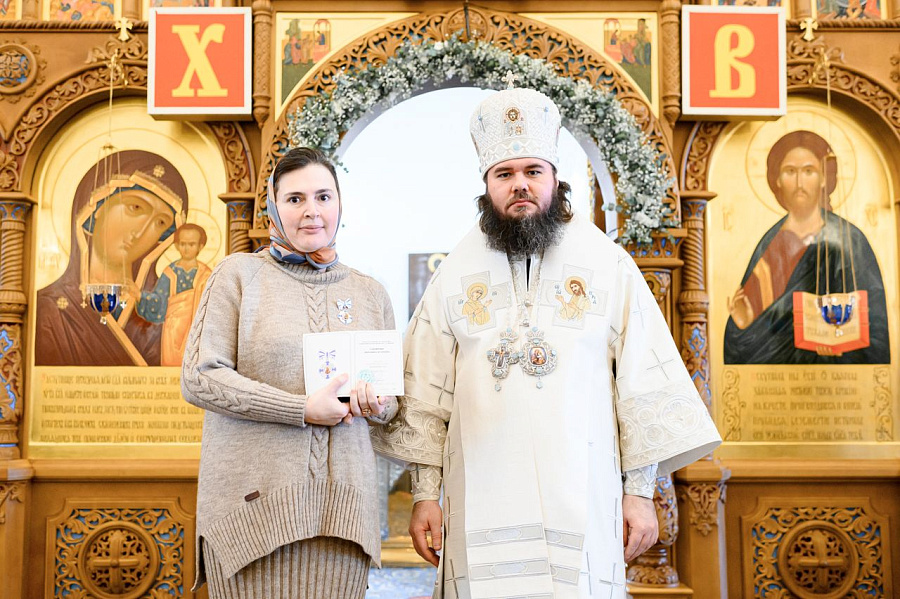 Епископ Фома совершил Божественную литургию в Казанском храме г. Долгопрудного