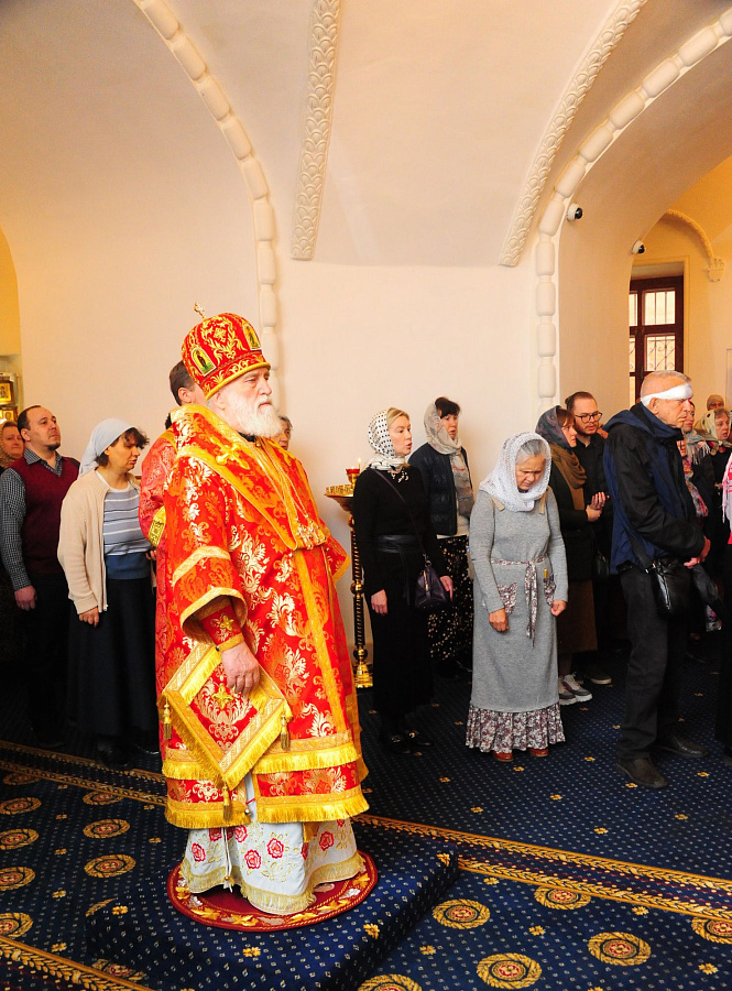 Престольный праздник в Патриаршем подворье храма святого апостола и евангелиста Иоанна Богослова под Вязом г. Москвы
