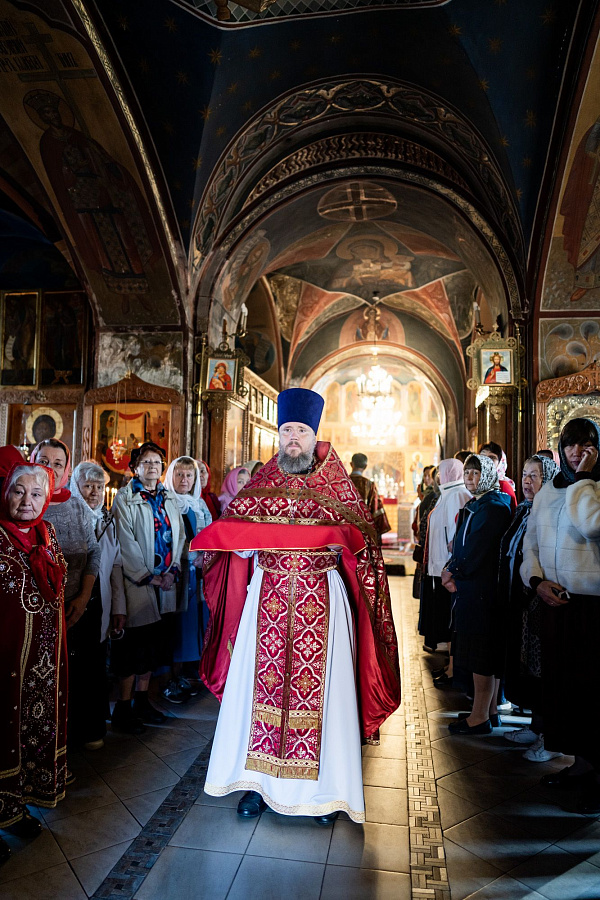 Престольный праздник храма Воскресения Словущего деревни Сертякино
