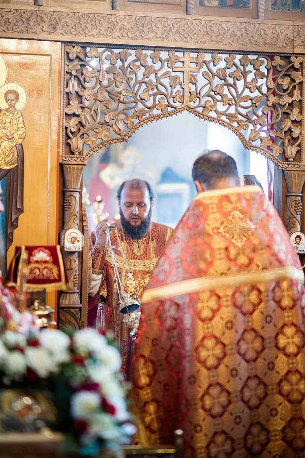 Престольный праздник храма Воскресения Словущего деревни Сертякино
