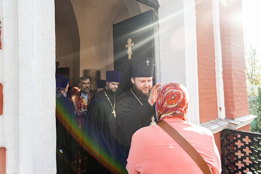 Престольный праздник храма Воскресения Словущего деревни Сертякино