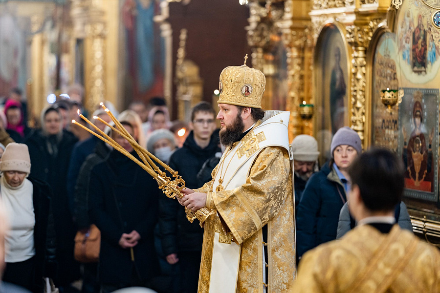 Божественная литургия в Троицком кафедральном соборе Подольска