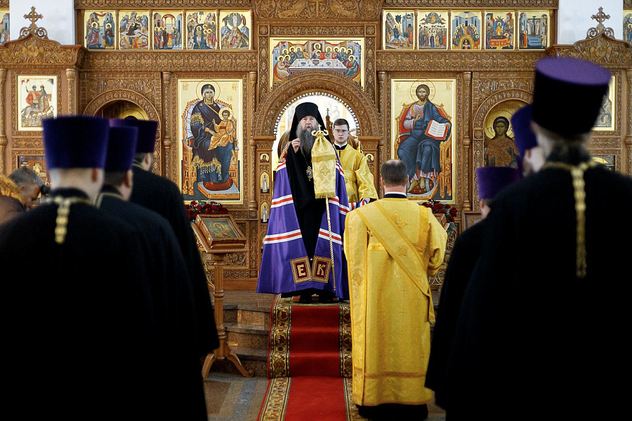 Епископ Кирилл принял участие в торжествах в честь 15-летия образования Долгопрудненского церковного округа