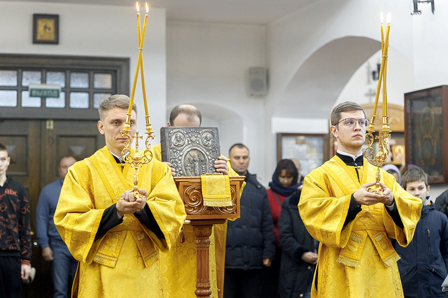 Епископ Кирилл принял участие в торжествах в честь 15-летия образования Долгопрудненского церковного округа
