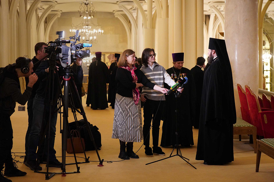 Святейший Патриарх Кирилл провёл первое общее собрание духовенства Московской митрополии