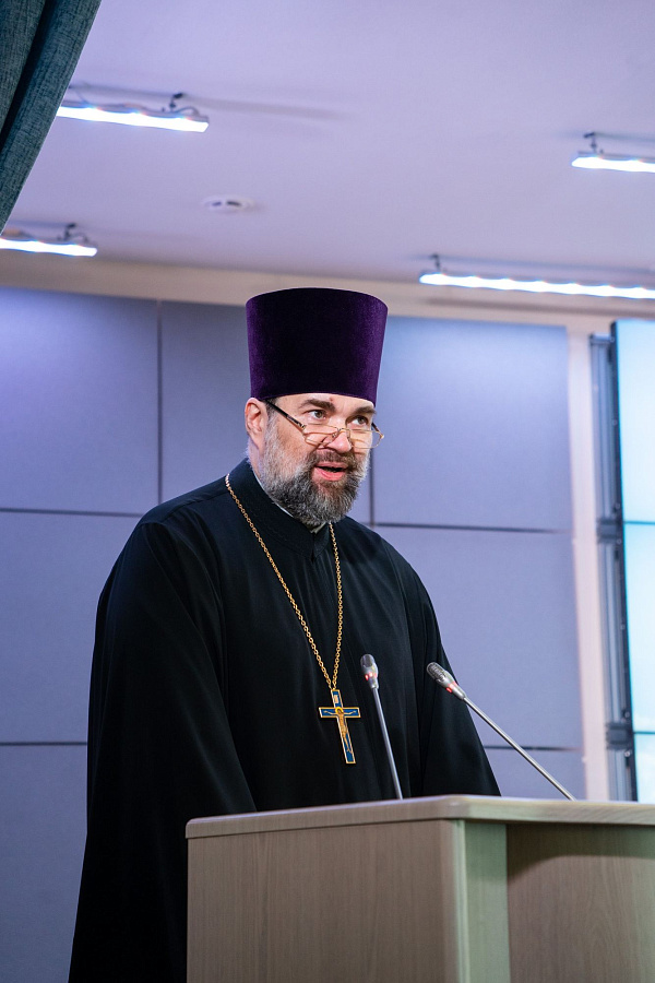 Митрополит Павел возглавил торжества по случаю окончания учебного года в Коломенской духовной семинарии