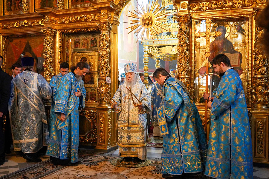 Предстоятель Русской Церкви совершил освящение Смоленского собора Новодевичьего монастыря г. Москвы