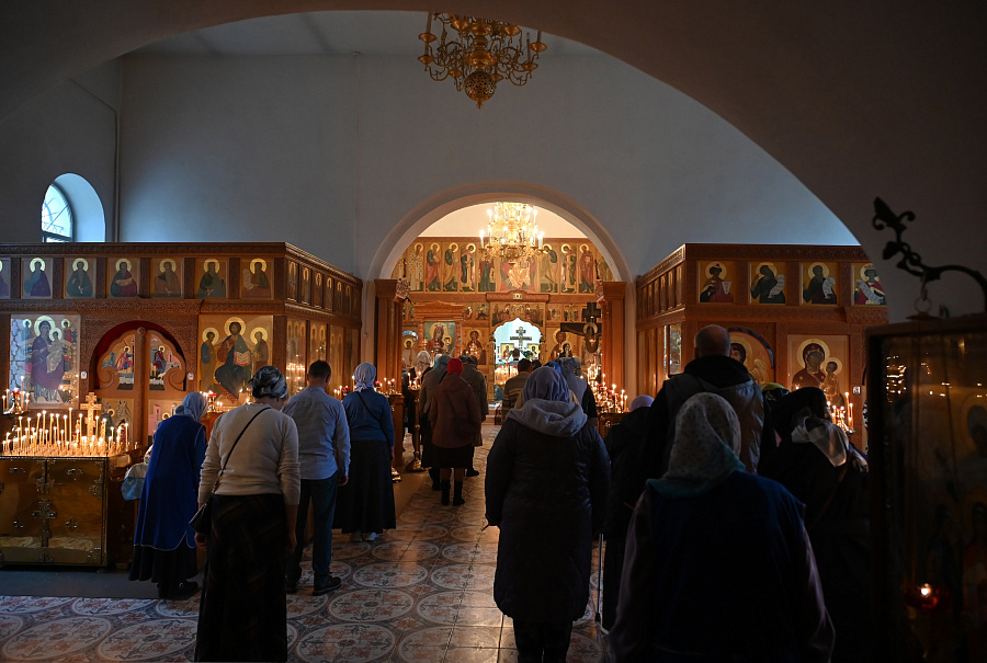 В селе Новоникольское состоялись торжества по случаю праздника в честь Иверской иконы Божией Матери