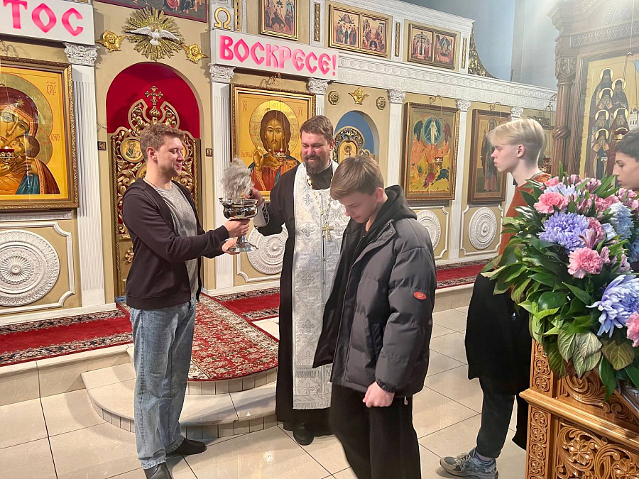 Молебен для участников ансамбля народного танца «ЮНОСТЬ» ДК г.Жуковский