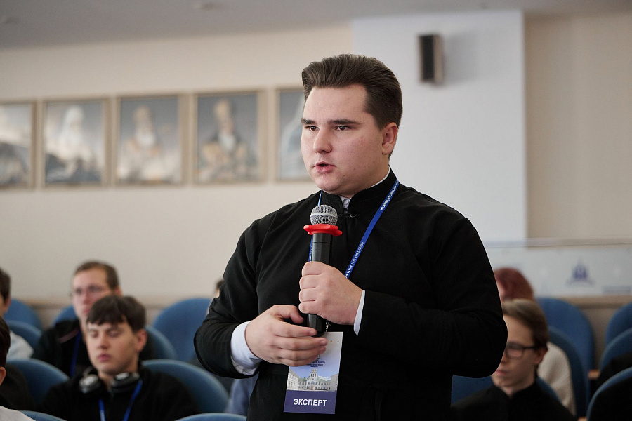 Митрополит Павел принял участие в Молодежном фестивале Коломенской епархии