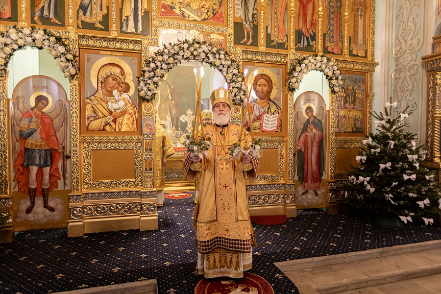 Божественная литургия во второй день праздника Рождества Христова в Коломне