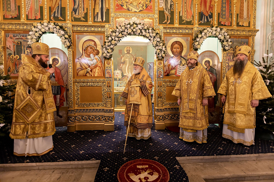 Божественная литургия во второй день праздника Рождества Христова в Коломне