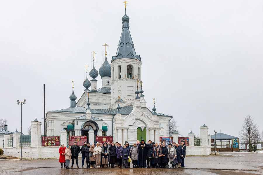 Паломническая поездка прихожан Иоанно-Богословского храма города Коломны в Годеново и к святыням Переславльской земли
