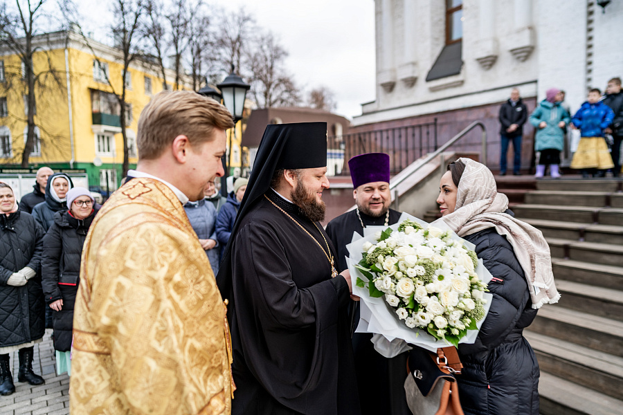 Архиерейское богослужение в Преображенском соборе города Люберцы