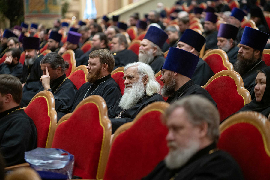 Святейший Патриарх Кирилл провёл общее собрание духовенства Московской митрополии
