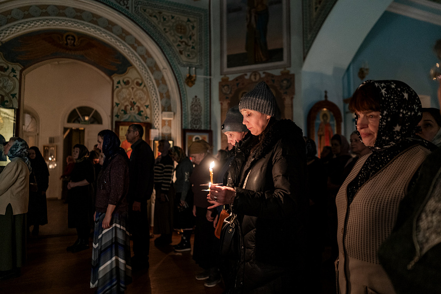 Великое повечерие с чтением Великого покаянного канона в храме Владимирской иконы Божией Матери в посёлке Красково г.о. Люберцы