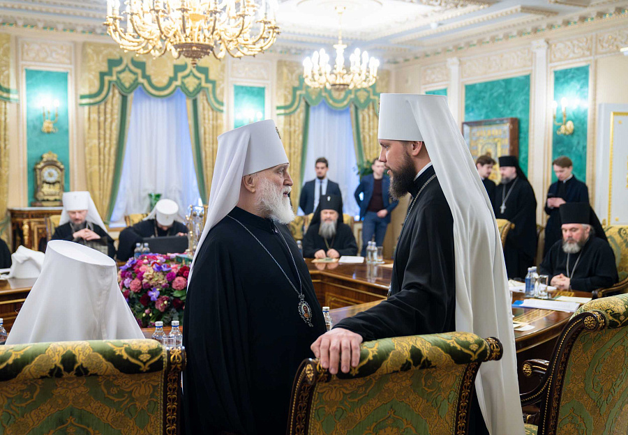 Святейший Патриарх Кирилл возглавил первое в 2025 году заседание Священного Синода