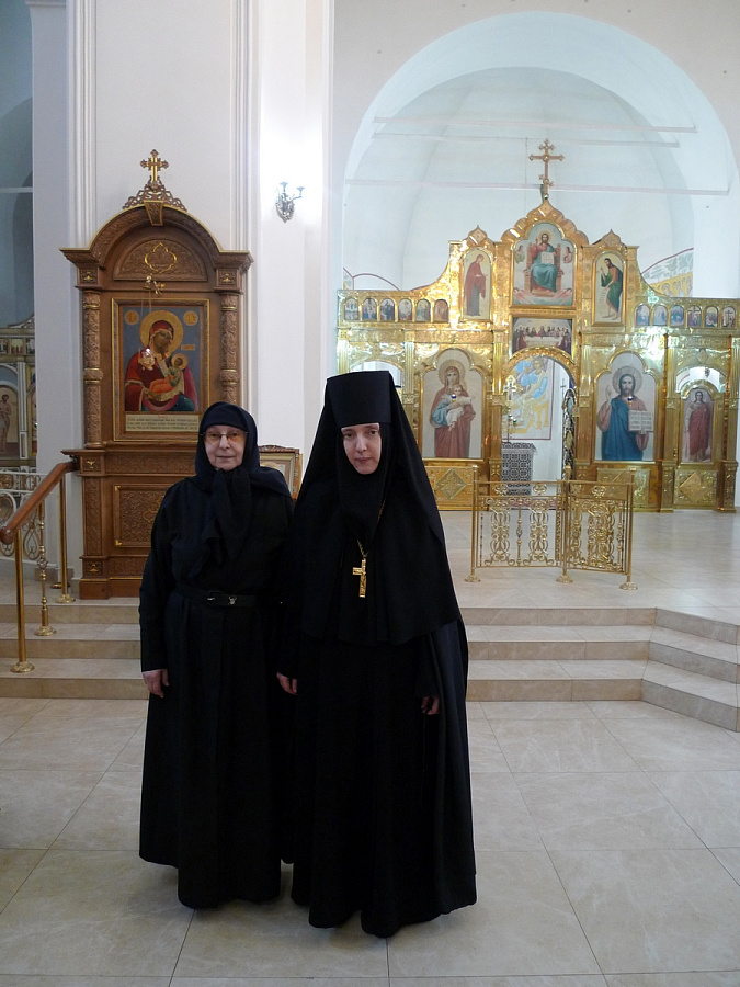 Престольный праздник и иноческий постриг в Александро-Невском монастыре