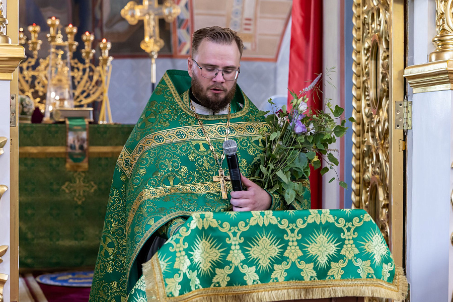 Архипастырское посещение Свято-Троицкого храма (на Репне) города Коломны