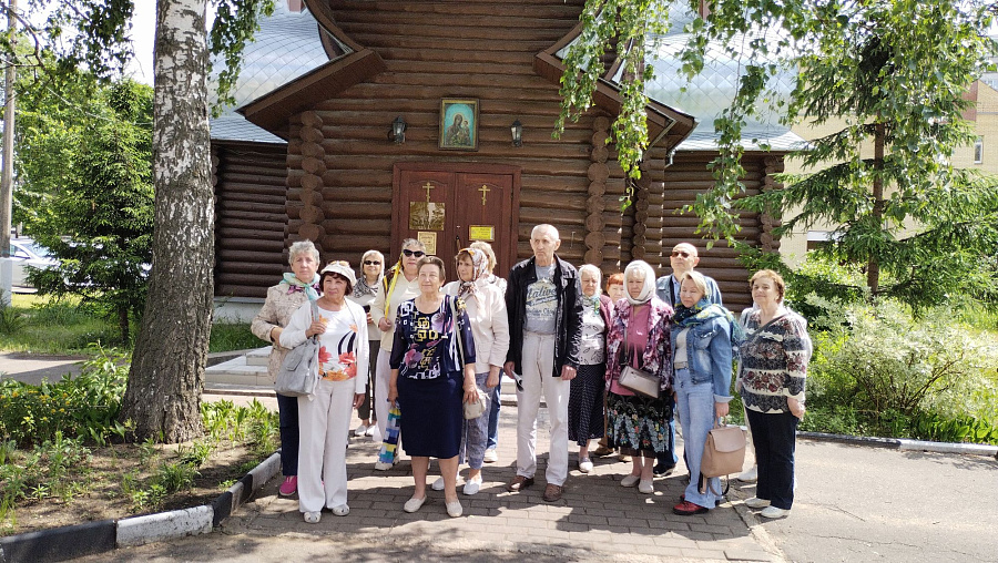 Участники «Активного долголетия» на Пантелеимоновском приходе города Жуковского в июне