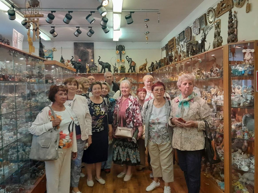 Участники «Активного долголетия» на Пантелеимоновском приходе города Жуковского в июне