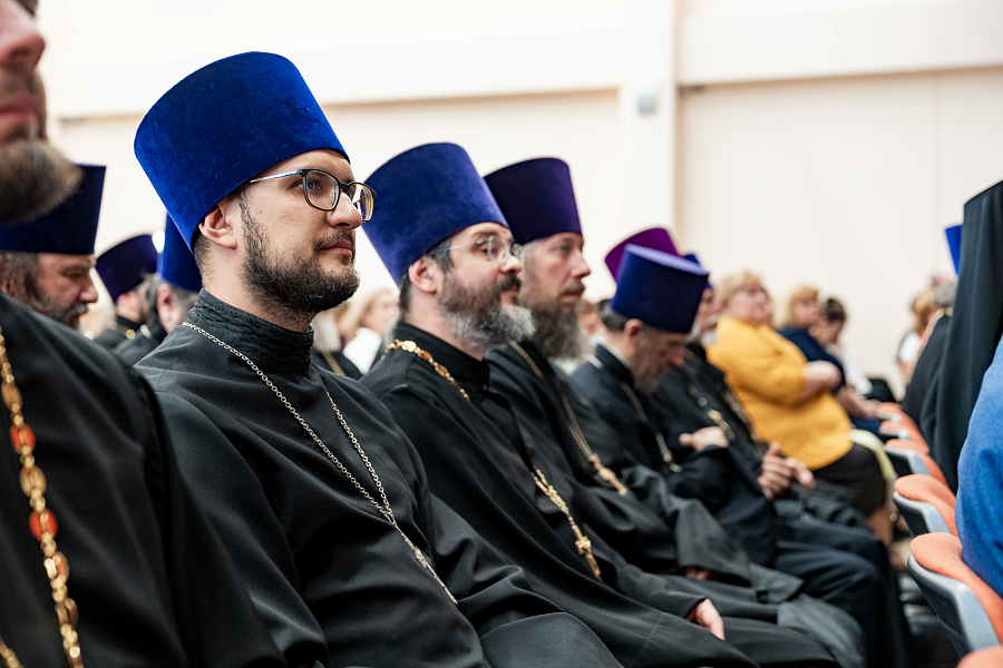 Августовская педагогическая конференция в гимназии имени Подольских курсантов мкрн. Климовск города Подольска
