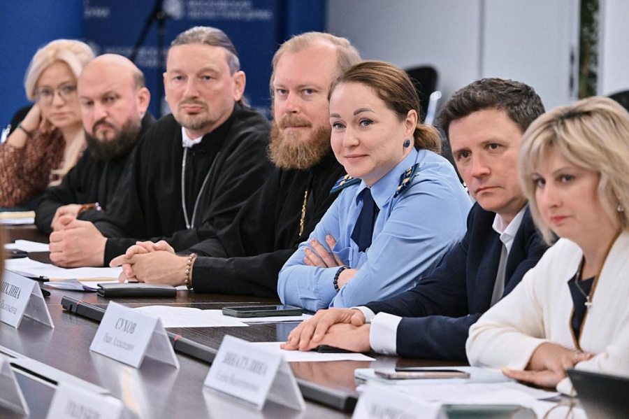 В Московской областной Думе подготовили законопроекты об охране материнства, мерах по предупреждению искусственного прерывания беременности и комплексной поддержке института семьи