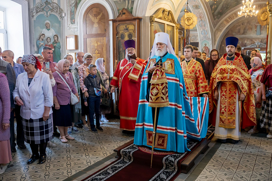 Престольный праздник в храме святых мучеников Флора и Лавра города Каширы