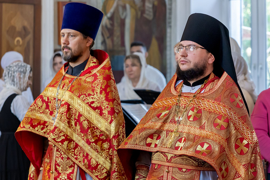 Престольный праздник в храме святых мучеников Флора и Лавра города Каширы