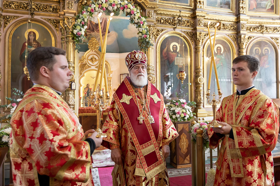 Престольный праздник в храме святых мучеников Флора и Лавра города Каширы