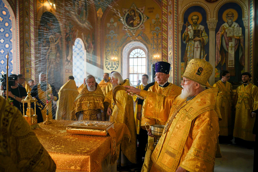 Святейший Патриарх Кирилл освятил Троицкий храм в селе Саввино муниципального округа Егорьевск Московской области