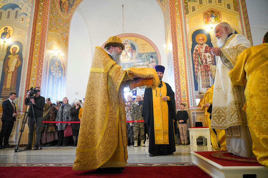 Святейший Патриарх Кирилл освятил Троицкий храм в селе Саввино муниципального округа Егорьевск Московской области