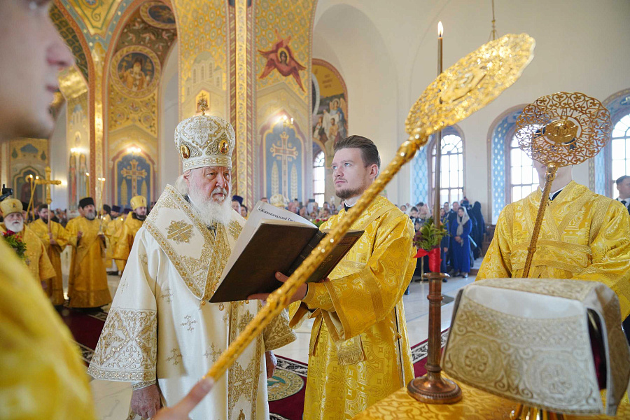 Святейший Патриарх Кирилл освятил Троицкий храм в селе Саввино муниципального округа Егорьевск Московской области