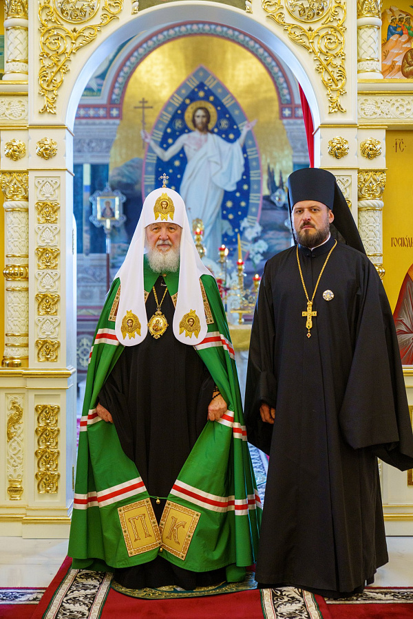 Святейший Патриарх Кирилл освятил Троицкий храм в селе Саввино муниципального округа Егорьевск Московской области