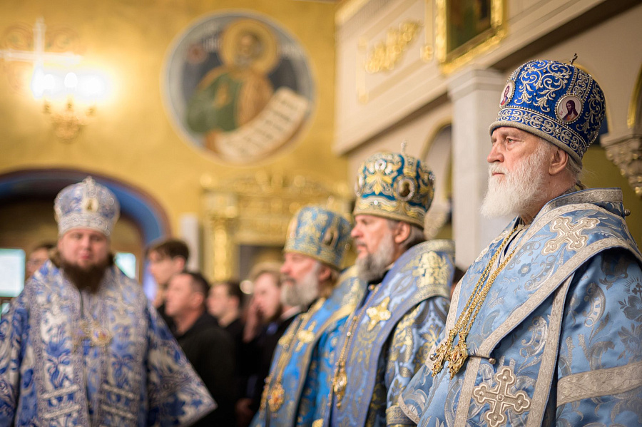 Патриарший наместник Московской митрополии возглавил торжества в актовый день Московской духовной академии