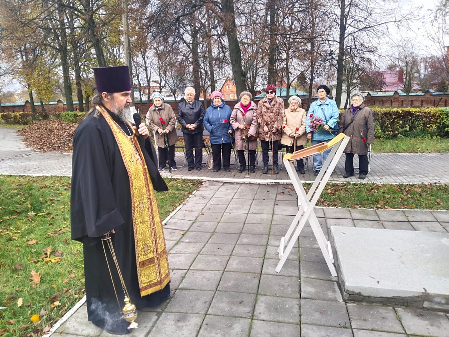 День памяти жертв политических репрессий на приходе Петропавловского храма города Коломны