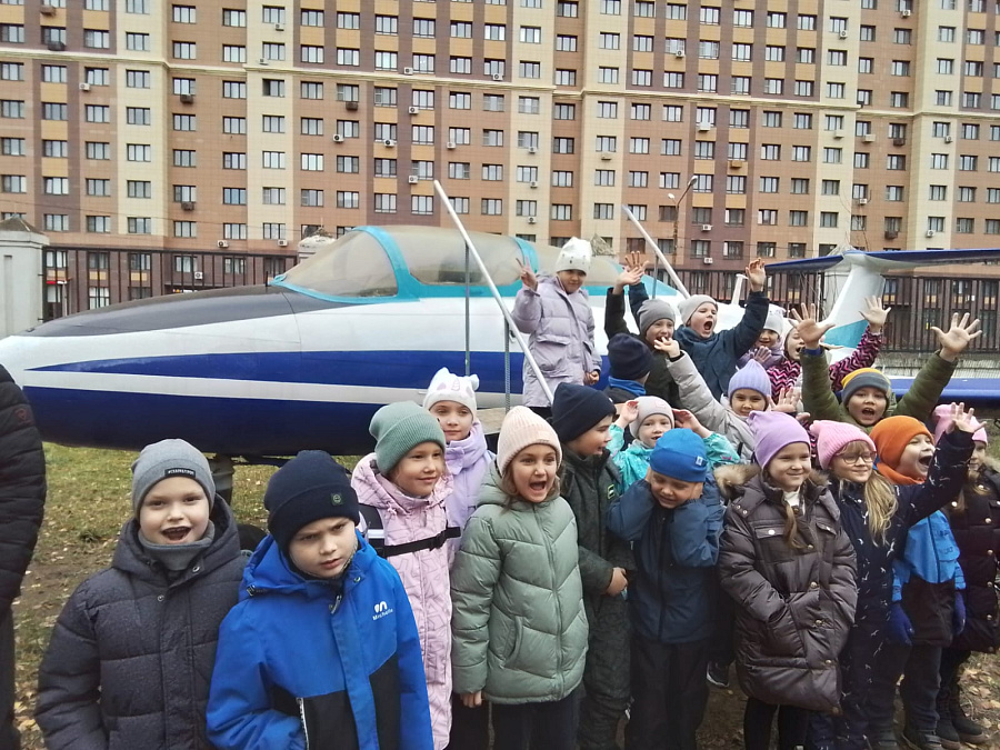 Учащиеся школ на Пантелеимоновском приходе города Жуковского в октябре