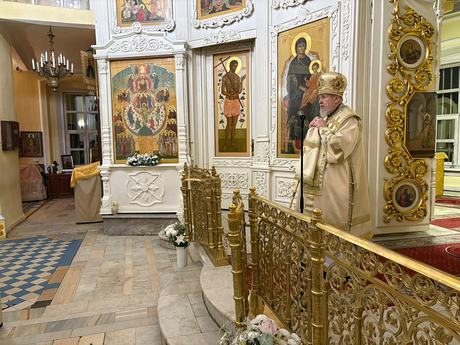 Архиерейское богослужение в Преображенском кафедральном соборе Балашихи