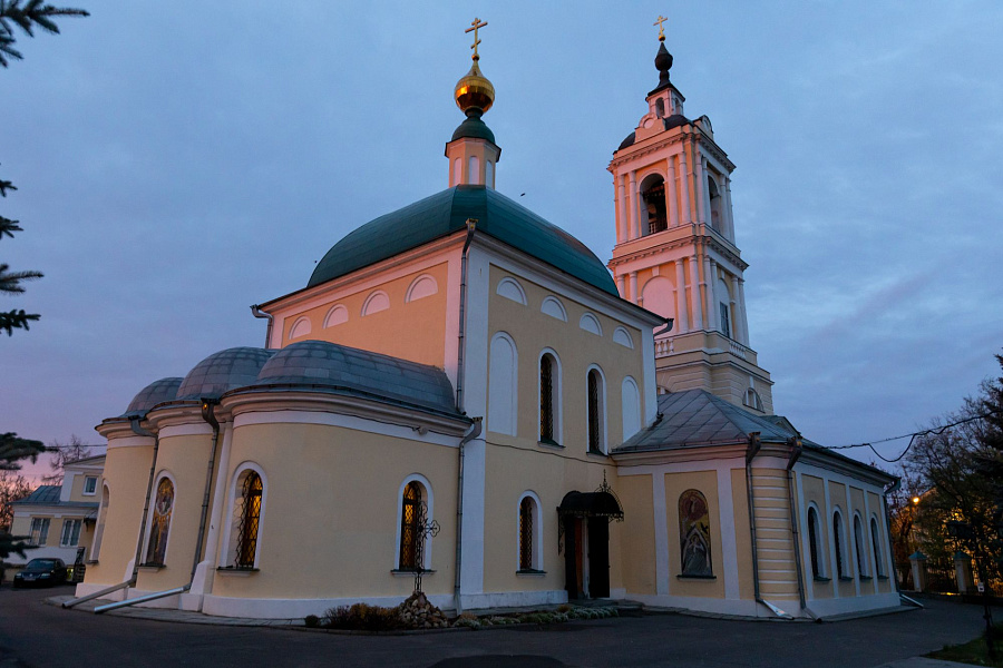 Праздник иконы Божией Матери "Всех скорбящих Радость" в Коломне
